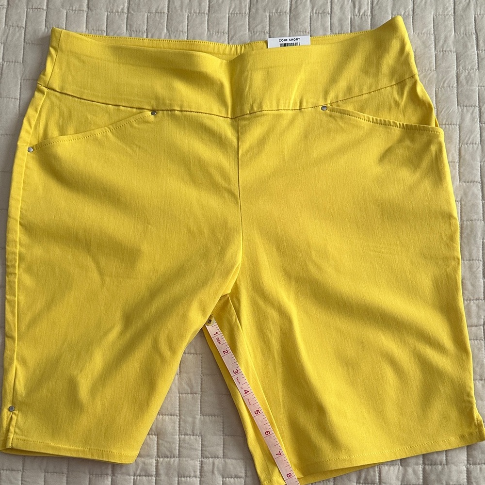 INC International Concepts Maize Yellow Women's Bermuda Shorts
